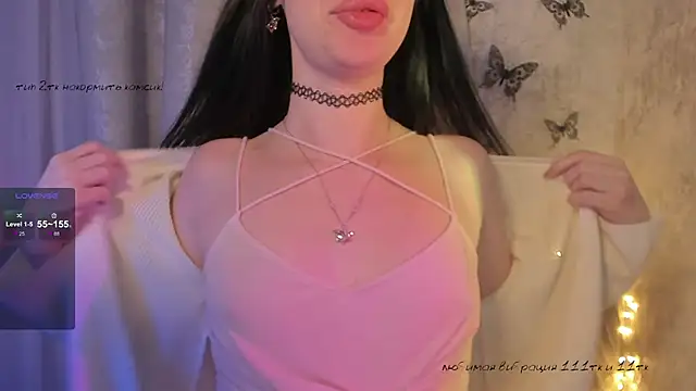 Snapshot of elena_addiction chatting on 7, 10, 2025 elena addiction online show from 7, 10, 2025