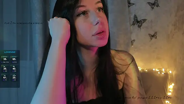 Snapshot of elena_addiction chatting on 9, 10, 2025 elena addiction online show from 9, 10, 2025