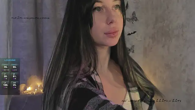 Snapshot of elena_addiction chatting on 7, 11, 2025 elena addiction online show from 7, 11, 2025