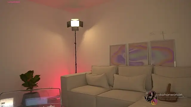 Snapshot of Daihanwatson_ chatting on 16, 3, 2025 Daihanwatson online show from 16, 3, 2025