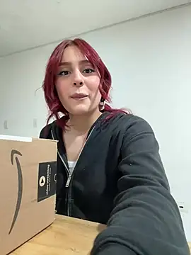 HazzelGray online show from 17, 12, 2024