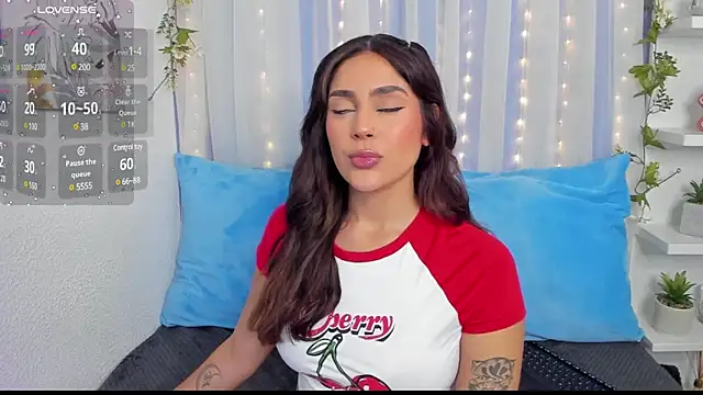 HazzelGray online show from 5, 2, 2025