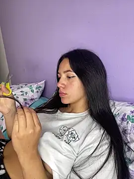 hannahb-e online show from 30, 1, 2025