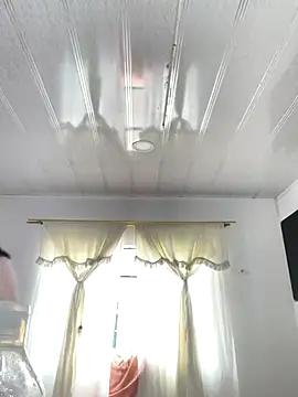 hannahb-e online show from 9, 9, 2025