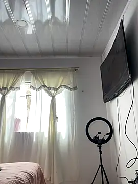 hannahb-e online show from 21, 10, 2025