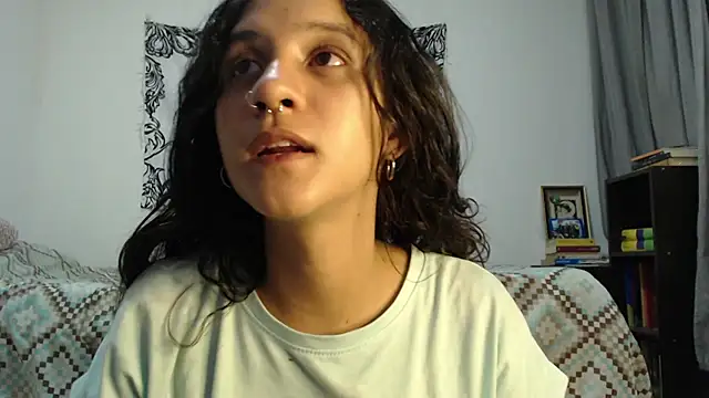 AlinaWoolf  online show from 19, 12, 2024