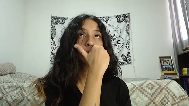 AlinaWoolf  online show from 30, 12, 2024