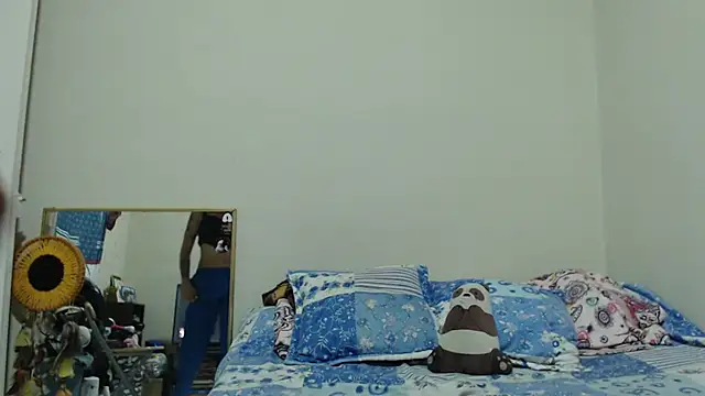 Snapshot of AlinaWoolf_ chatting on 9, 5, 2026 AlinaWoolf online show from 9, 5, 2026