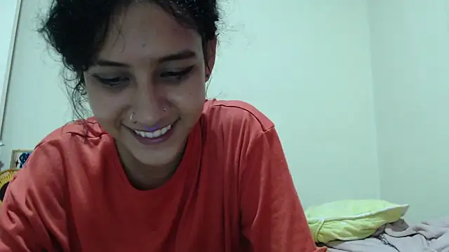 Snapshot of AlinaWoolf_ chatting on 10, 7, 2026 AlinaWoolf online show from 10, 7, 2026