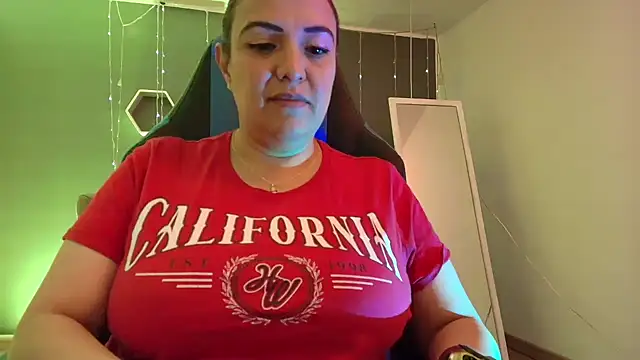 Snapshot of Sammy_owens_ chatting on 5, 1, 2025 Sammy owens online show from 5, 1, 2025