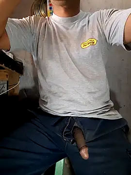 Snapshot of hecwil8 chatting on 17, 12, 2025 hecwil8 online show from 17, 12, 2025