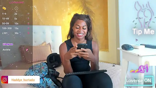 Snapshot of shenielxx chatting on 15, 3, 2025 shenielxx online show from 15, 3, 2025