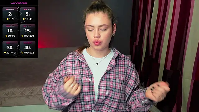 Snapshot of IsabellaBler chatting on 6, 2, 2025 IsabellaBler online show from 6, 2, 2025