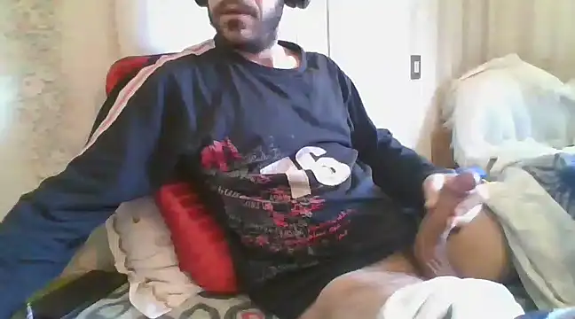 Snapshot of tozebrito_hd chatting on 8, 2, 2025 tozebrito hd online show from 8, 2, 2025