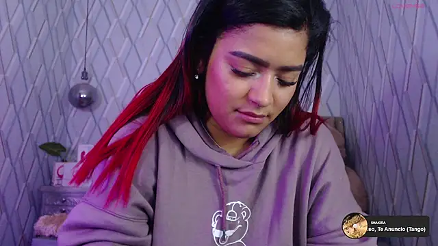 NicolleTaylor online show from 11, 3, 2025