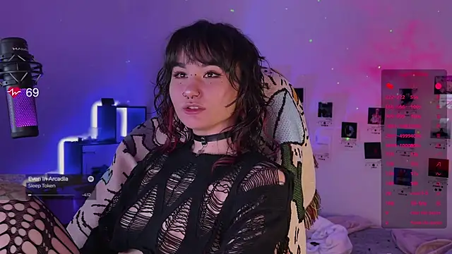 deadlysweet online show from 1, 11, 2025