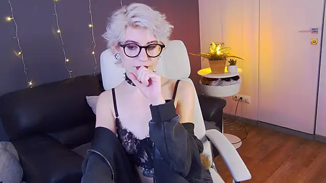  Moonlight t online show from 7, 2, 2025