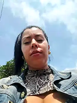 Snapshot of Emily_Wane chatting on 7, 1, 2025 Emily Wane online show from 7, 1, 2025