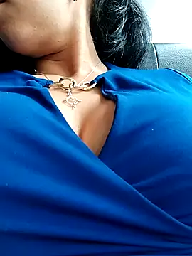 Snapshot of Emily_Wane chatting on 8, 9, 2025 Emily Wane online show from 8, 9, 2025