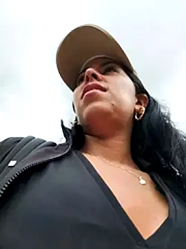 Emily Wane online show from 18, 4, 2026