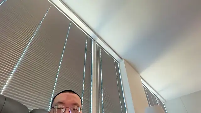 slaveasianboy online show from 21, 12, 2025