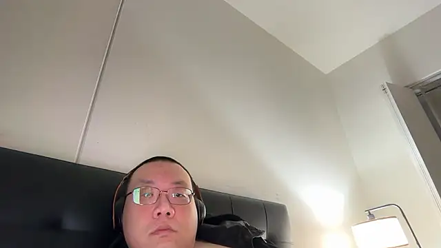 Snapshot of slaveasianboy chatting on 24, 5, 2026 slaveasianboy online show from 24, 5, 2026