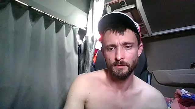 Snapshot of Spyy_coo chatting on 4, 3, 2026 Spyy coo online show from 4, 3, 2026