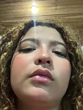 CharlotteMillers online show from 1, 2, 2025