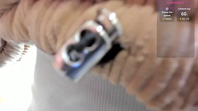 MeganFoxxi  online show from 6, 2, 2026