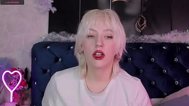 Snapshot of RachelCart chatting on 13, 1, 2025 RachelCart online show from 13, 1, 2025