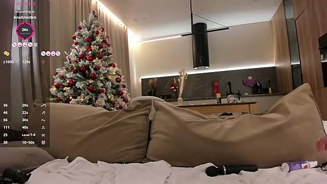 Snapshot of _Monic_ chatting on 6, 1, 2025 Monic online show from 6, 1, 2025