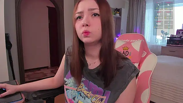 Snapshot of elisejays chatting on 9, 1, 2025 elisejays online show from 9, 1, 2025