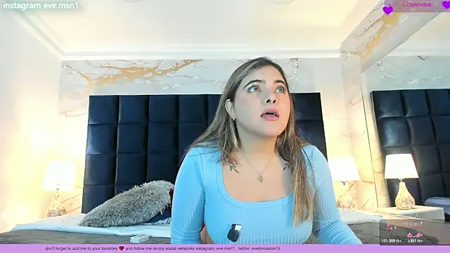 EVELIN MASON online show from 18, 3, 2026