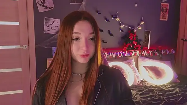 YasmineWest online show from 19, 10, 2025