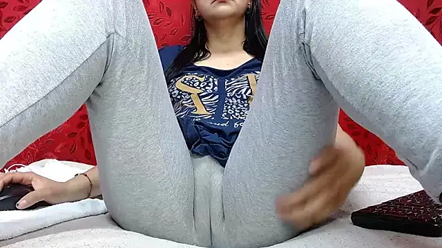 MELANIE SEX69 online show from 28, 10, 2025