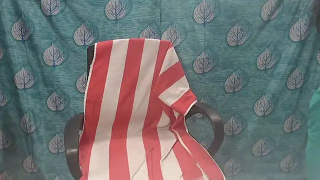 Snapshot of Sophia_your chatting on 10, 10, 2025 Sophia your online show from 10, 10, 2025