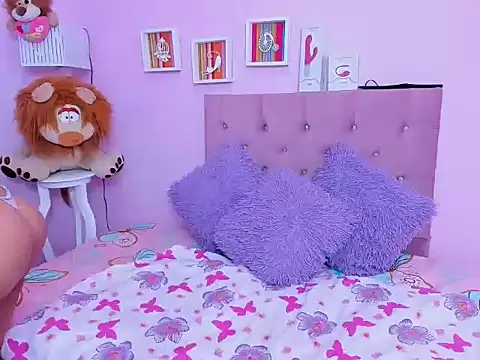 milf bigass  online show from 23, 4, 2026