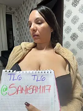 Snapshot of samilux5 chatting on 21, 4, 2026 samilux5 online show from 21, 4, 2026