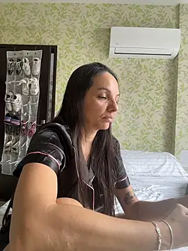 Snapshot of samilux5 chatting on 20, 5, 2026 samilux5 online show from 20, 5, 2026