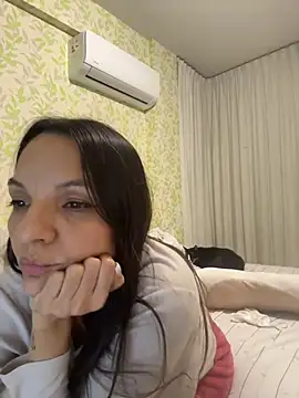 Snapshot of samilux5 chatting on 29, 5, 2026 samilux5 online show from 29, 5, 2026