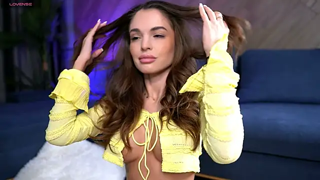 EsmeAinsley online show from 4, 12, 2025