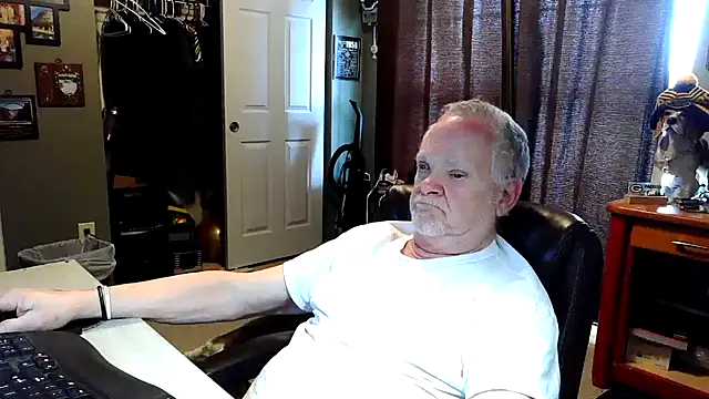 Snapshot of nobledad chatting on 18, 3, 2026 nobledad online show from 18, 3, 2026