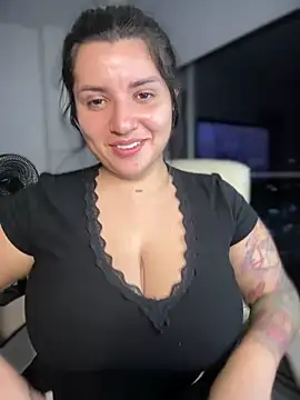 Snapshot of horny_roomiess chatting on 27, 12, 2024 horny roomiess online show from 27, 12, 2024