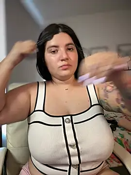 horny roomiess online show from 4, 3, 2026