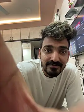 Snapshot of hornyguy271192 chatting on 17, 12, 2025 hornyguy271192 online show from 17, 12, 2025