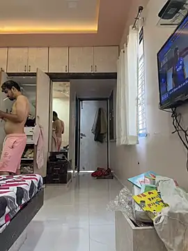 hornyguy271192 online show from 18, 2, 2026