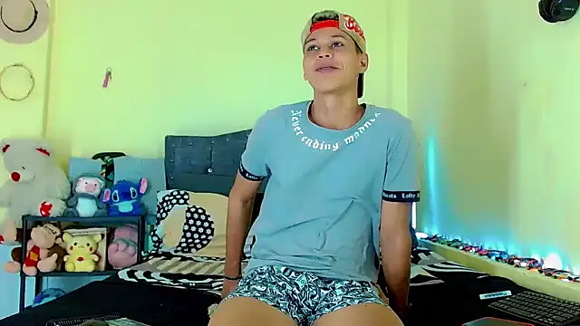 Snapshot of Liamscott_ chatting on 21, 4, 2026 Liamscott online show from 21, 4, 2026