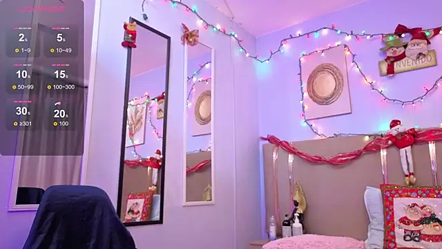 Snapshot of sarah_cruzz_ chatting on 23, 12, 2025 sarah cruzz online show from 23, 12, 2025