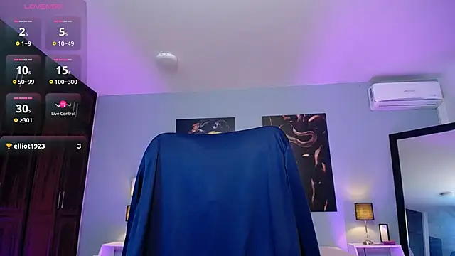 Snapshot of JasmineCampbell_ chatting on 11, 10, 2025 JasmineCampbell online show from 11, 10, 2025