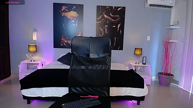 Snapshot of JasmineCampbell_ chatting on 27, 10, 2025 JasmineCampbell online show from 27, 10, 2025